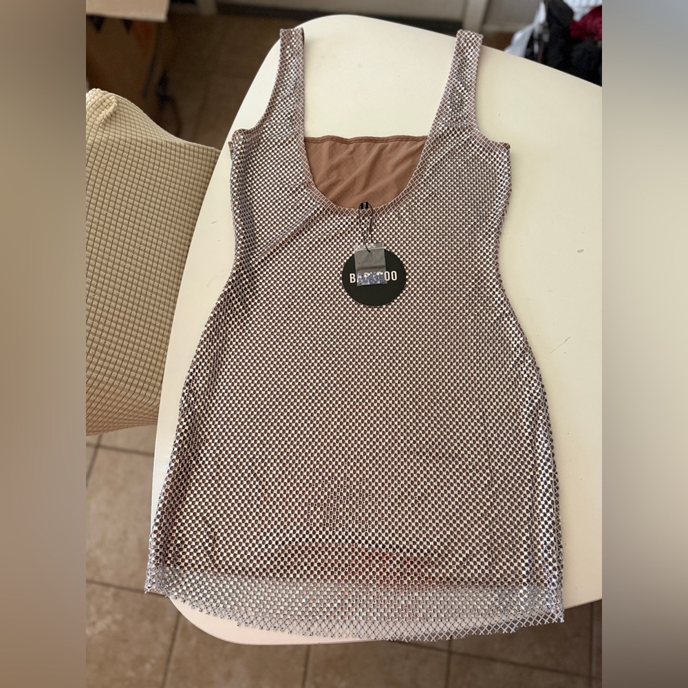 Elegant Silver Backless Dress - Picture 5 of 8